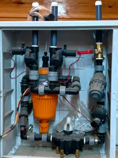 מערכת השקיה יציאה 2 + מדשנת מני