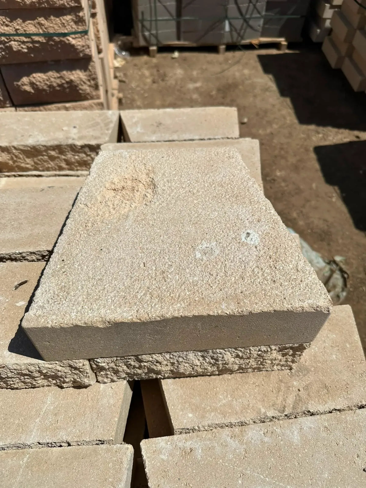 אבן בלוק קובנג למשרביה תמונה ראשית