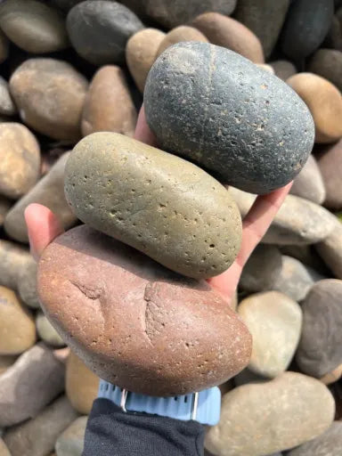 Colored Pebbles Size 4 Main image